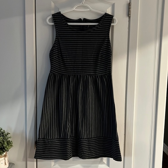 Daisy Fuentes striped dress - Picture 1 of 2